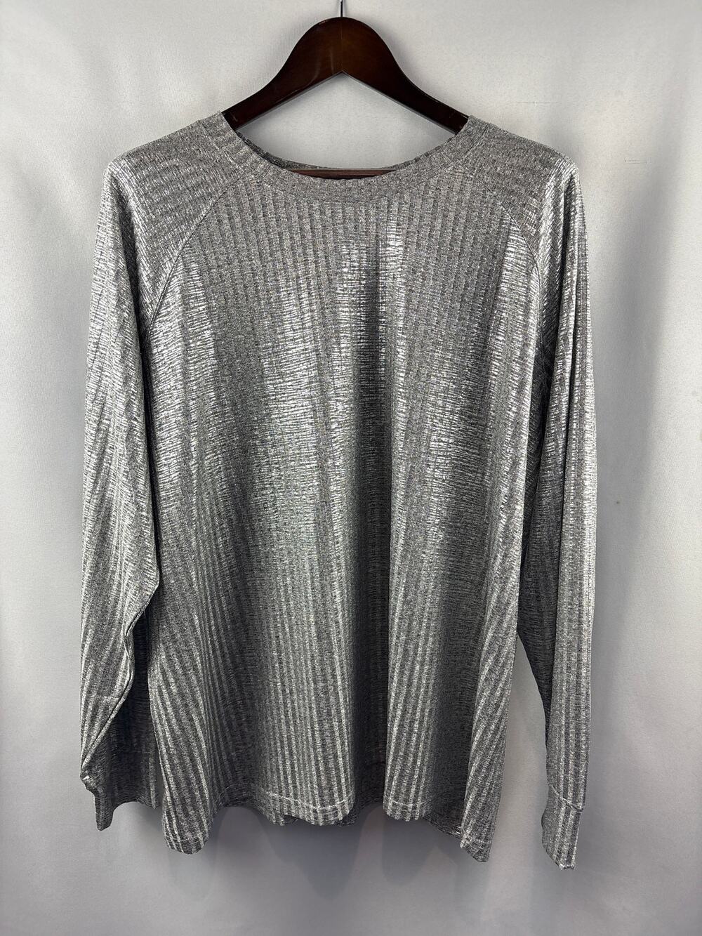 Women’s Torrid Size 2 Metallic Silver Striped Long Sleeve
